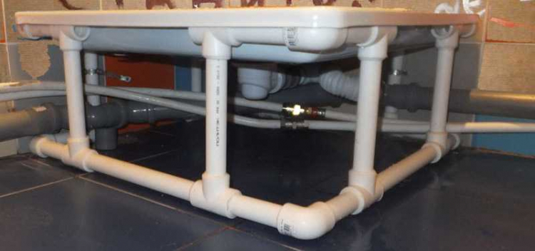 karkas-iz-trub-pvc