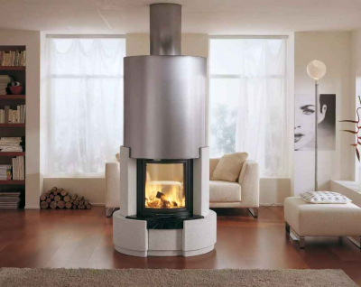 kamin_v_centre_komnaty
